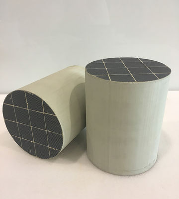 কেনা DPF ক্যাটালিটিক কনভার্টার: ডিজেল নির্গমন পরিস্রাবণের জন্য পুনর্জন্মের অনুঘটক অনলাইনে উৎপাদন