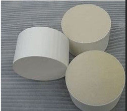 কেনা অটোমোটিভ পেট্রোল থ্রি ওয়ে ক্যাটালিস্টস 3 ওয়ে ক্যাটালিক রূপান্তরকারী 400 সেল 3 ইঞ্চিতে ব্যবহৃত অনলাইনে উৎপাদন