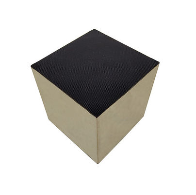 কেনা স্বয়ংচালিত ডিজেল নক্স নির্গমন নিয়ন্ত্রণের জন্য কপার সি জেওলাইট স্ক্রের অনুঘটক অনলাইনে উৎপাদন