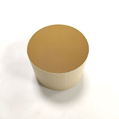 কেনা ক্যাটালাইটিক কনভার্টারগুলির জন্য সিরামিক মধুচক্র সাবস্ট্র্যাট ইউরো 6/VI নির্গমন মান পূরণ করে। অনলাইনে উৎপাদন