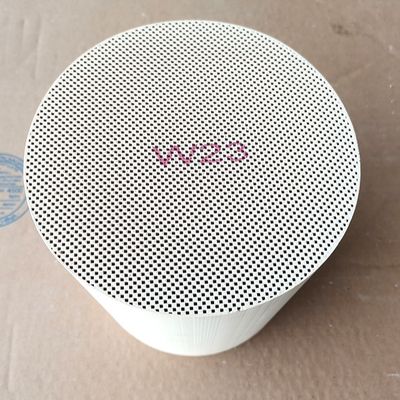 কেনা IX35 গাড়ির মডেল সিরামিক যানবাহন নির্গমন নিয়ন্ত্রণ উচ্চ অনুঘটক লোড সঙ্গে পরিবেশ বান্ধব নির্গমন জন্য তিন উপায় Catalytic রূপান্তরকারী অনলাইনে উৎপাদন